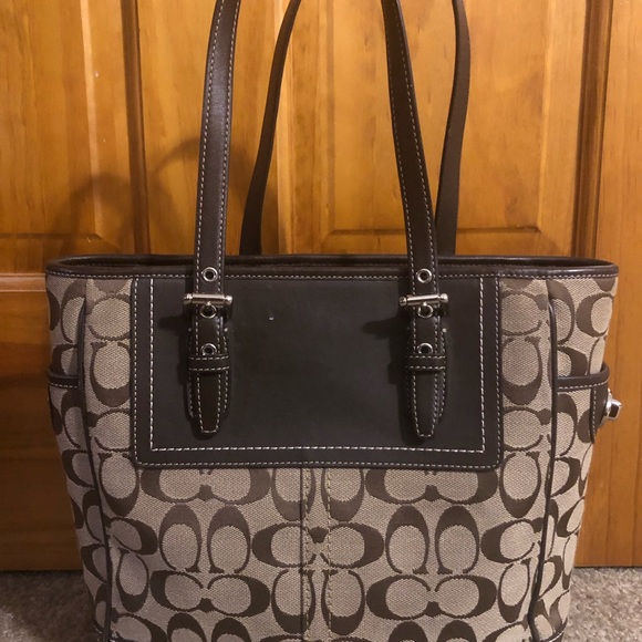 Coach signature shoulder bag - Picture 2 of 10